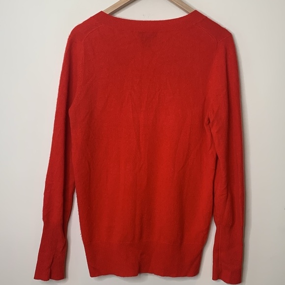 Lord & Taylor | Red 100% Cashmere Knit V Neck Long Sleeve Sweater M FLAWS - Picture 9 of 11